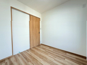 川西市栄町、マンションの画像です