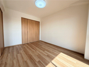 川西市栄町、マンションの画像です