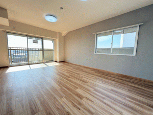 川西市栄町、マンションの画像です