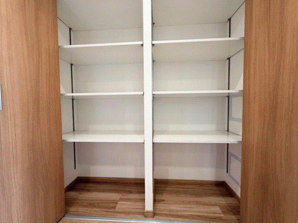 川西市栄町、マンションの画像です