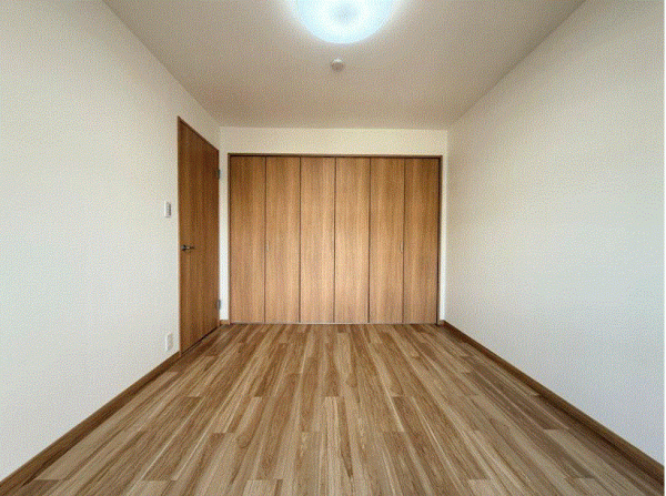 川西市栄町、マンションの画像です