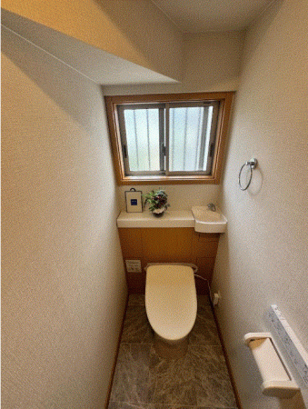 川西市南野坂、中古一戸建ての画像です