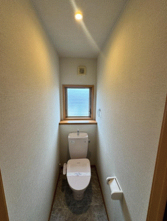 川西市南野坂、中古一戸建ての画像です