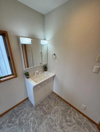 川西市南野坂、中古一戸建ての画像です