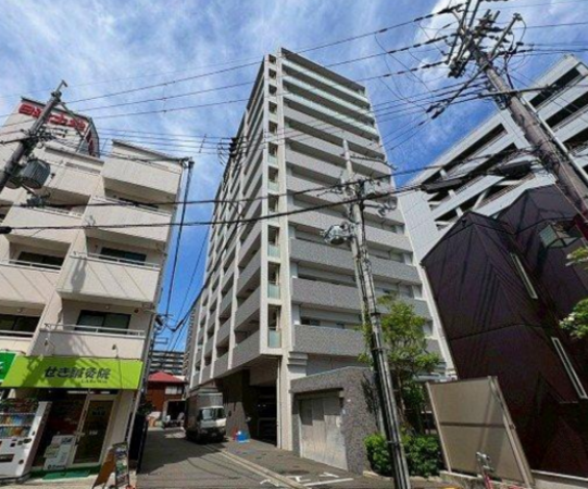 川西市中央町、マンションの画像です
