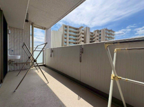 川西市中央町、マンションの画像です