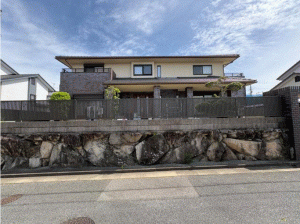 川西市美山台、中古一戸建ての画像です