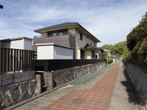 川西市美山台、中古一戸建ての画像です