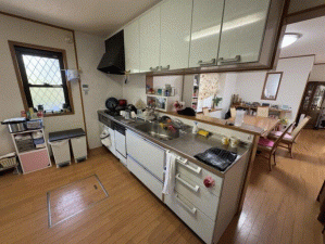 川西市美山台、中古一戸建ての画像です