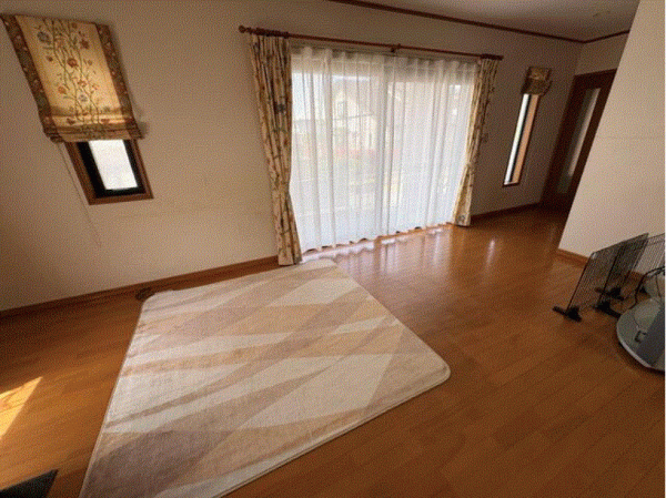 川西市美山台、中古一戸建ての画像です