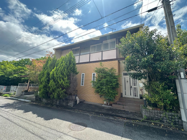 川西市けやき坂、中古一戸建ての画像です