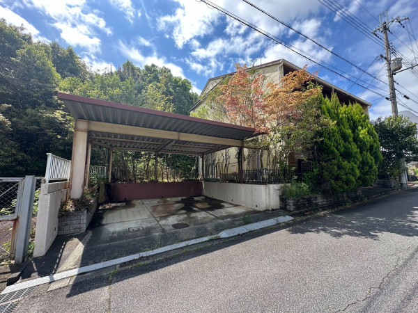 川西市けやき坂、中古一戸建ての画像です