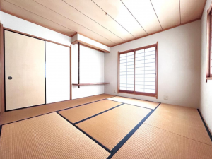 川西市丸山台、中古一戸建ての画像です