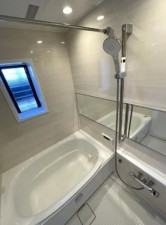 川西市新田、マンションの画像です