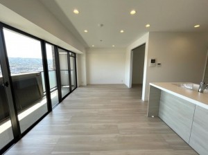 川西市新田、マンションの画像です