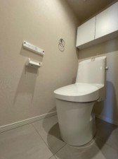 川西市新田、マンションの画像です