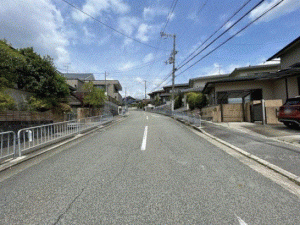 川西市鴬が丘、土地の画像です