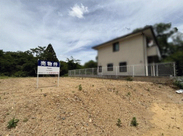 川西市清和台、土地の画像です