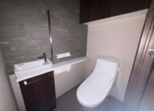 豊中市新千里南町、マンションのトイレ画像です