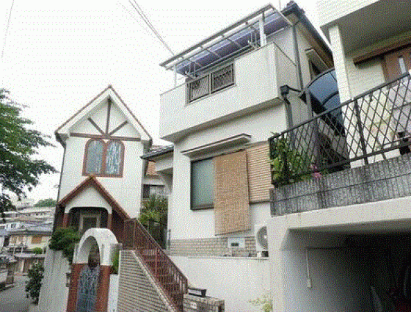 川西市平野、中古一戸建ての画像です