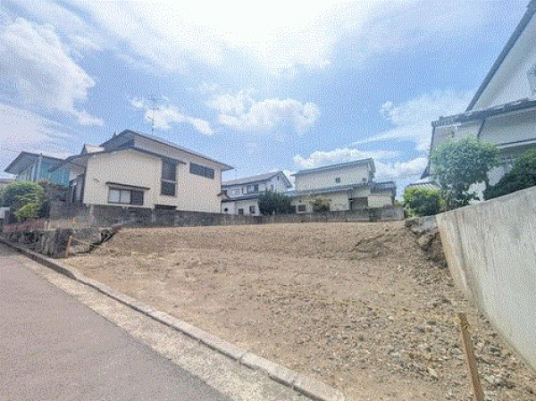川西市清和台、土地の画像です