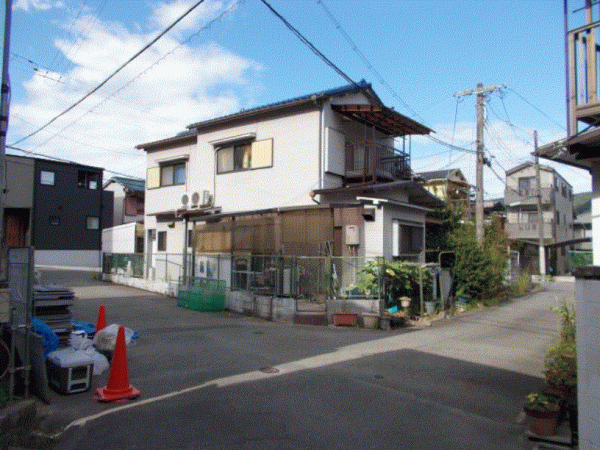 川西市滝山町、土地の画像です