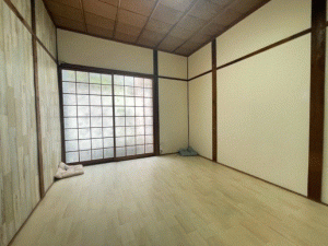 川西市霞ケ丘、中古一戸建ての画像です