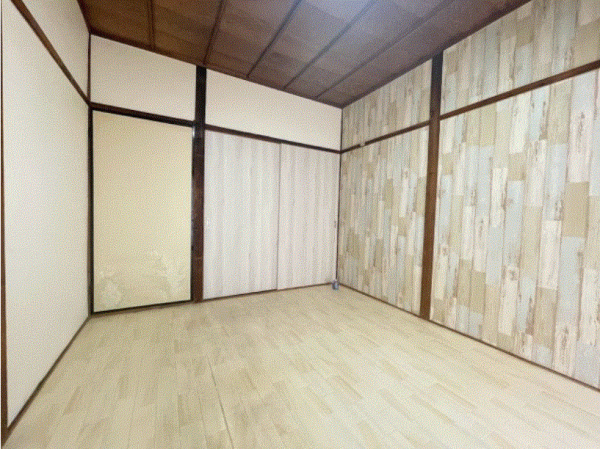 川西市霞ケ丘、中古一戸建ての画像です