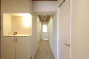 川西市南花屋敷、マンションの画像です