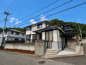 川西市けやき坂、中古一戸建ての外観画像です