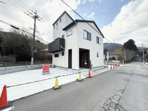 川西市満願寺町、新築一戸建ての外観画像です
