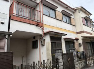 川西市錦松台、中古一戸建ての外観画像です