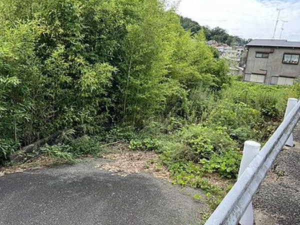 川西市東畦野、土地の画像です