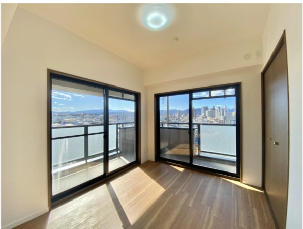 八王子市八木町、マンションの画像です