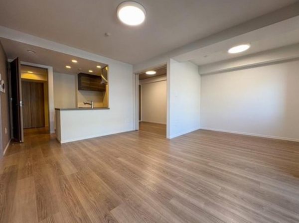 八王子市旭町、マンションの居間画像です