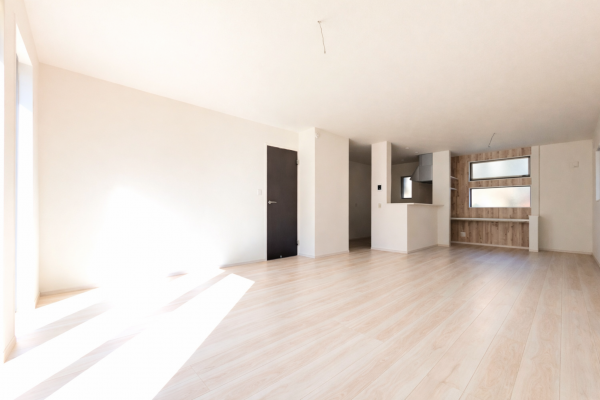 八王子市緑町、新築一戸建ての画像です