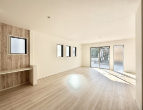 八王子市緑町、新築一戸建ての居間画像です