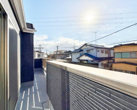 八王子市緑町、新築一戸建てのバルコニー画像です