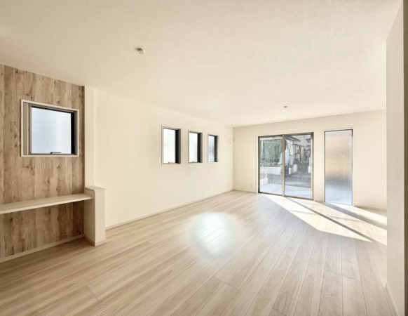 八王子市緑町、新築一戸建ての居間画像です