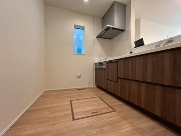 八王子市散田町、新築一戸建ての画像です