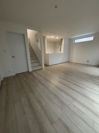 八王子市北野町、新築一戸建ての居間画像です