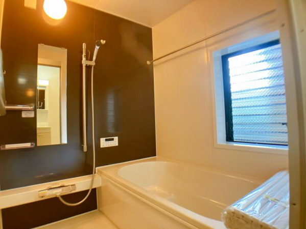 八王子市北野町、中古一戸建ての風呂画像です