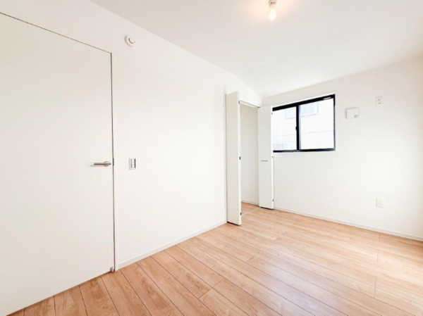 八王子市元横山町、新築一戸建ての画像です