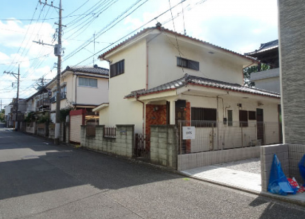 八王子市上野町、中古一戸建ての外観画像です