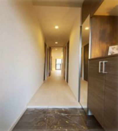 八王子市寺町、マンションの玄関画像です