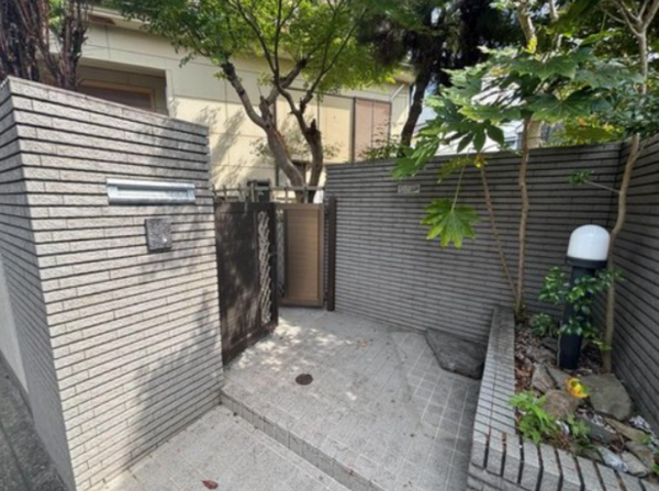 八王子市散田町、中古一戸建ての外観画像です