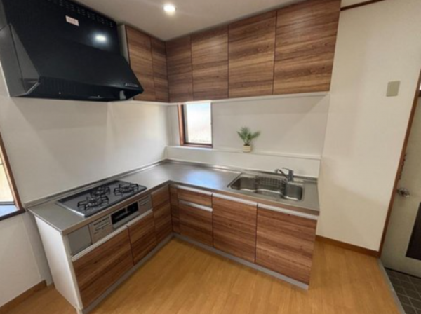 八王子市散田町、中古一戸建てのキッチン画像です