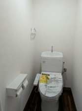 八王子市北野町、マンションのトイレ画像です