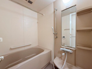 八王子市横山町、マンションの風呂画像です