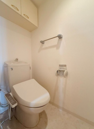 八王子市横山町、マンションのトイレ画像です